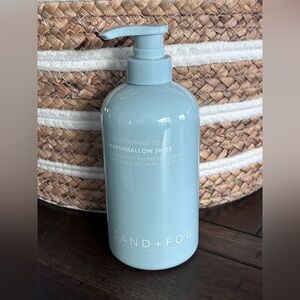 SAND + FOG Blue Scented Hand Soap - Marshmallow Skies